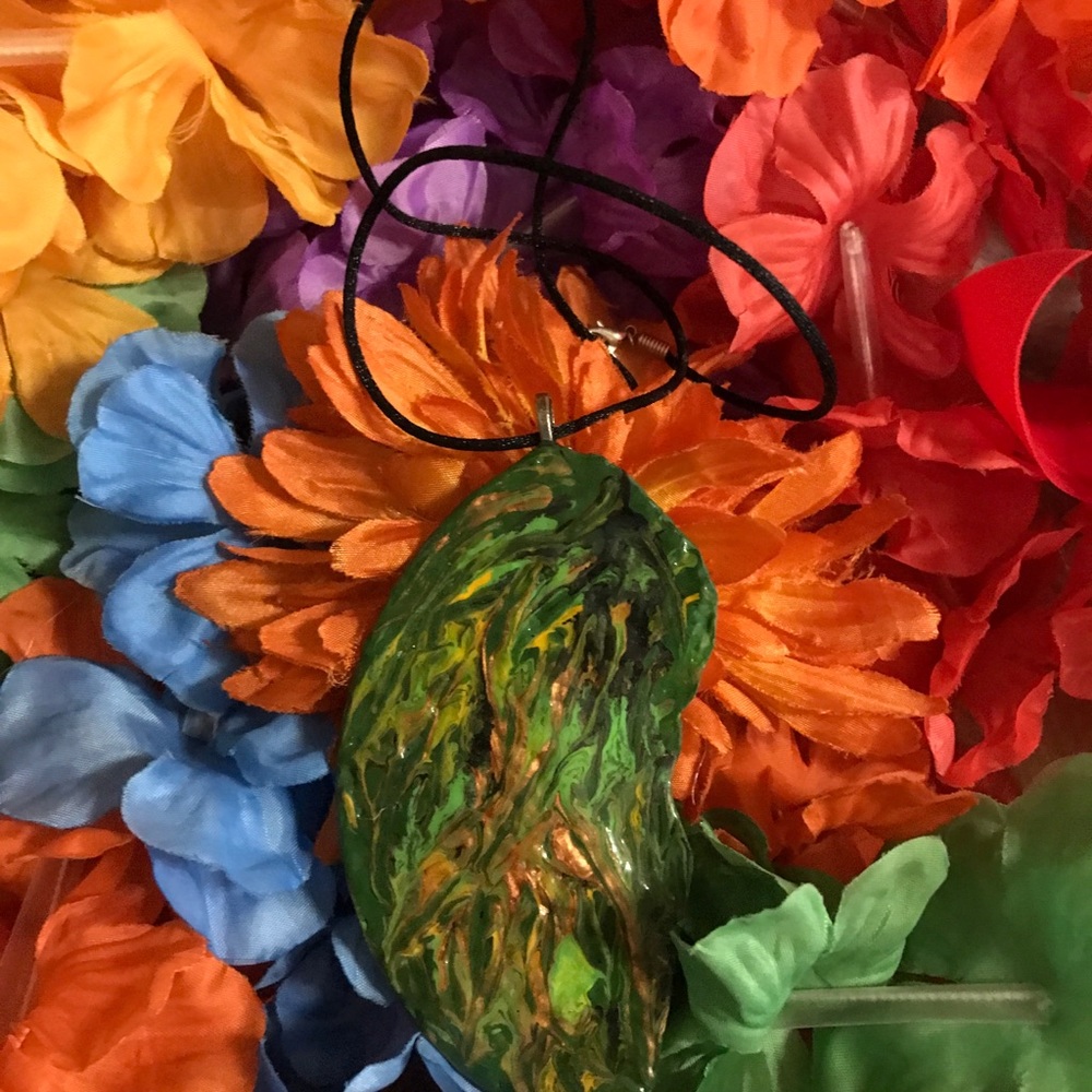 Necklace - Picture 3 of 14